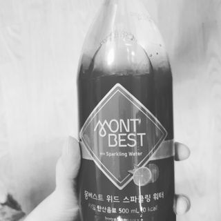 몽베스트 Montbest with Sparkling water Lemon OR Lime 20병(랜덤) — 5점을 준 리뷰어가 2021년 10월 올린 사용 사진