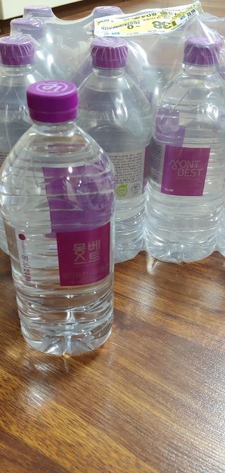 몽베스트 MONTBEST 1L 12입 — 5점을 준 리뷰어가 2022년 4월 올린 사용 사진