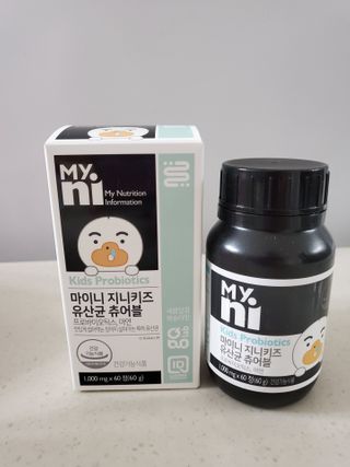 일동제약 마이니 마이니 지니키즈 유산균 츄어블, 멀티비타 set — 5점을 준 리뷰어가 2021년 3월 올린 사용 사진