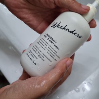[위켄더스] 기분좋은 하루를 선사해주는 핸드& 바디워시 1종 랜덤발송 — 5점을 준 리뷰어가 2022년 8월 올린 사용 사진