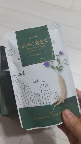 K-doraji K도라지 황초수 목에좋은 도라지 음료 80ml*7봉 — 5점을 준 리뷰어가 2022년 7월 올린 사용 사진