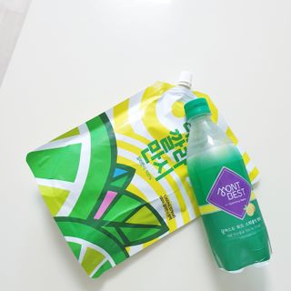 몽베스트 Montbest with Sparkling water Lemon OR Lime 20병(랜덤) — 4.5점을 준 리뷰어가 2022년 5월 올린 사용 사진