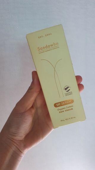 스킨큐어 산다화 유기농 레몬썬크림 — 5점을 준 리뷰어가 2022년 4월 올린 사용 사진