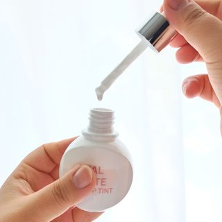 KISSY BAE 키시베이 키시베이 리얼화이트 톤업틴트 — 5점을 준 리뷰어가 2021년 7월 올린 사용 사진