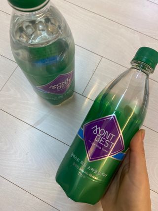 몽베스트 Montbest with Sparkling water Plain 20병 — 5점을 준 리뷰어가 2021년 10월 올린 사용 사진