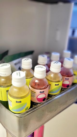 더그레잇티 콤부차 [매일유업] 더그레잇티 44kcal 콤부차 300ml *12개입 (오리지널 6개+베리리치 6개) — 5점을 준 리뷰어가 2023년 8월 올린 사용 사진
