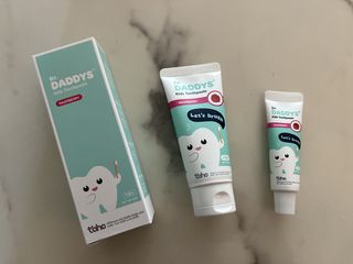 닥터데디스 안심저불소 키즈치약 (라즈베리, 청포도향 중 택 1) 60g +  여행용 미니 치약 15g — 4.5점을 준 리뷰어가 2022년 11월 올린 사용 사진