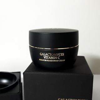 오투에니원 갈락토미세스 비타민 C 프리미엄 블랙스완 크림 50g — 4점을 준 리뷰어가 2023년 1월 올린 사용 사진