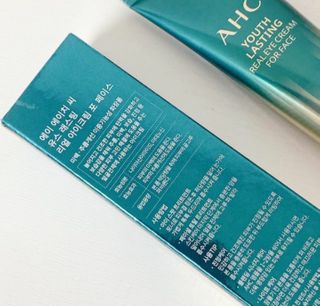 [NEW 탄력유턴 아이크림] AHC 유스 래스팅 리얼 아이크림 포 페이스 — 5점을 준 리뷰어가 2021년 2월 올린 사용 사진