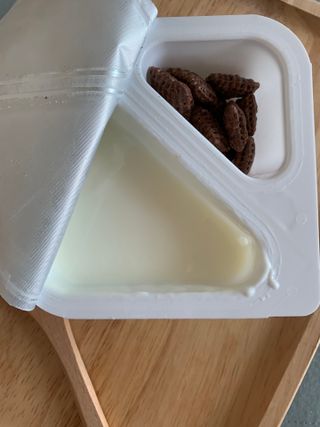 매일바이오 토핑요거트 — 5점을 준 리뷰어가 2021년 5월 올린 사용 사진