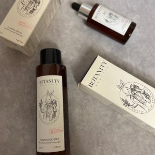 보타니티 [홍]조[진]정[결]케어 플라본 부스터 210ml / 플라본 세럼 50ml — 4.5점을 준 리뷰어가 2022년 7월 올린 사용 사진