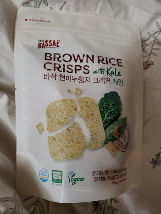 BASSAK 바삭 유기농 현미 누룽지 크래커 3종 — 5점을 준 리뷰어가 2021년 12월 올린 사용 사진