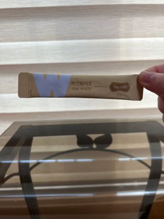 디오르 파인화이트 — 4점을 준 리뷰어가 2022년 2월 올린 사용 사진