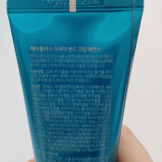 [헤어플러스] 아쿠아본드 수분샴푸/트리트먼트/크림에센스/오일에센스 4종 SET — 5점을 준 리뷰어가 2021년 3월 올린 사용 사진