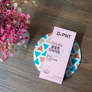 닥터피엔티 [Dr.PNT] 하루 2알로 건강한 다이어트! 한겨울에도 체지방만 쏙~ 슬림핏 다이어트 — 4.5점을 준 리뷰어가 2022년 6월 올린 사용 사진