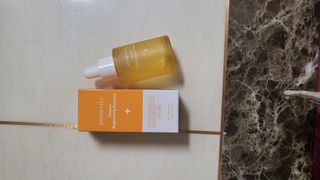 체르엠 스템앤셀 비타민 브라이트닝 에센스 30ml 1개 — 5점을 준 리뷰어가 2022년 2월 올린 사용 사진