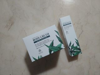 버텍스넘버원 버텍스 넘버원 햄프씨드오일 핸드밤, 바디크림 — 5점을 준 리뷰어가 2022년 3월 올린 사용 사진