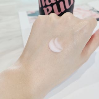 난나 살몬 스파이더 검버섯 미백 톤업 화이트닝 연어 앰플 크림 300ml 대용량 — 5점을 준 리뷰어가 2022년 8월 올린 사용 사진