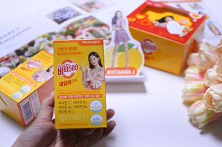 [광동제약] 비타500데일리스틱 제니 에디션60포&굿즈3종 — 5점을 준 리뷰어가 2021년 11월 올린 사용 사진