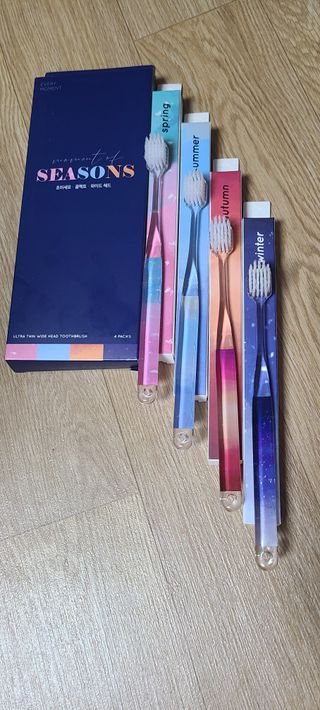 에브리모먼트 에브리 모먼트 칫솔 Every moment toothbrush — 5점을 준 리뷰어가 2022년 3월 올린 사용 사진