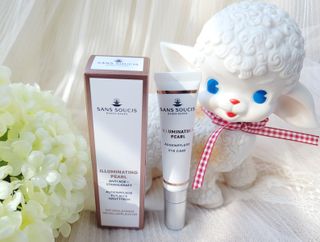 산수시 일루미네이팅 펄 영양 다크서클 스틱 아이 크림 케어 15ml — 5점을 준 리뷰어가 2021년 6월 올린 사용 사진