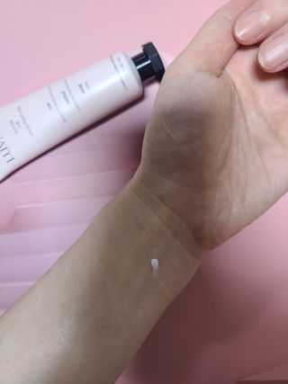 러브모아 향수 고체향수 승무원 고체향수 바르는 향수 니치향수 도손 우드세이지 앤 씨솔트 — 5점을 준 리뷰어가 2022년 9월 올린 사용 사진