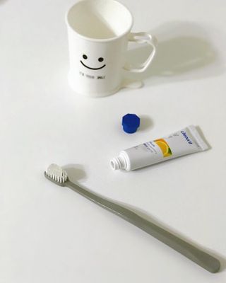 주식회사 클린디 [클린디] 파우치에 쏙 넣어 밖에서도 치아건강🦷 챙기기 [맞춤 칫솔 + 치약  + 파우치 구성] — 5점을 준 리뷰어가 2021년 12월 올린 사용 사진