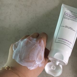 셀프 모이스처라이징 프로텍션 크림 셀프 모이스처라이징 프로텍션크림 — 5점을 준 리뷰어가 2022년 4월 올린 사용 사진
