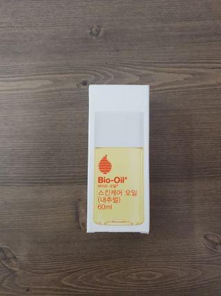 바이오오일 [바이오-오일] 스킨케어 오일 내추럴 60ml — 5점을 준 리뷰어가 2021년 5월 올린 사용 사진