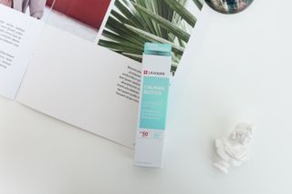 리더스코스메틱 리더스 카밍 바이오틱스 선 에센스 SPF 50+ PA++++ — 5점을 준 리뷰어가 2022년 7월 올린 사용 사진