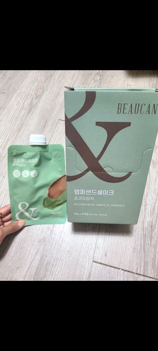 [뷰캔] 건강한 식사대용 앰퍼샌드 단백질 쉐이크 초코&말차 50g — 4점을 준 리뷰어가 2022년 6월 올린 사용 사진