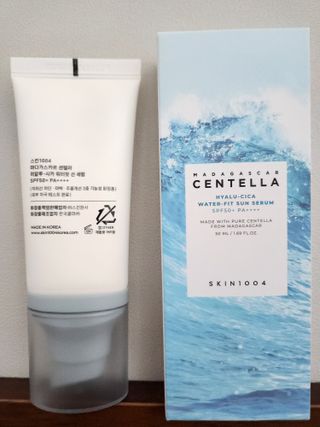 [스킨1004] 마다가스카르 센텔라 히알루-시카 워터핏 선세럼 50ml — 3.5점을 준 리뷰어가 2024년 5월 올린 사용 사진