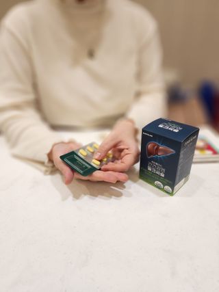 [경남제약헬스케어] 케어플러스 간건강엔 밀크씨슬 500mg 60정/2개월분/비타민B 5종+세레늄 — 5점을 준 리뷰어가 2024년 1월 올린 사용 사진