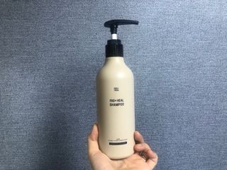 패스트힐(fast heal) 패스트힐 탈모증상완화샴푸 470ml — 5점을 준 리뷰어가 2023년 10월 올린 사용 사진