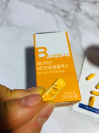 메디타민 비타민B 컴플렉스 — 5점을 준 리뷰어가 2021년 10월 올린 사용 사진