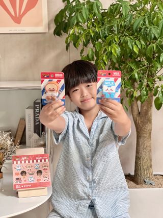땅스부대찌개 X 브레드이발소 콜라보 비치타올 — 5점을 준 리뷰어가 2023년 6월 올린 사용 사진