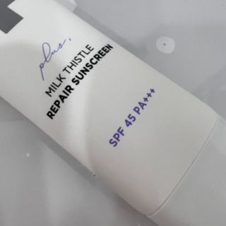 바노바기 코스메틱 바노바기 밀크씨슬 리페어 시카 선스크린 플러스 50ml — 4점을 준 리뷰어가 2023년 1월 올린 사용 사진
