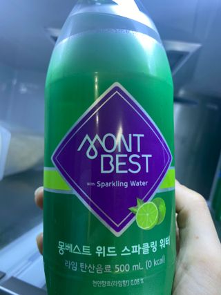 몽베스트 Montbest with Sparkling water Lime20병 — 5점을 준 리뷰어가 2021년 10월 올린 사용 사진