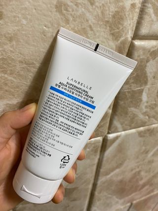 랑벨 수퍼내츄럴 아쿠아 수딩 크림 100ml — 5점을 준 리뷰어가 2022년 4월 올린 사용 사진