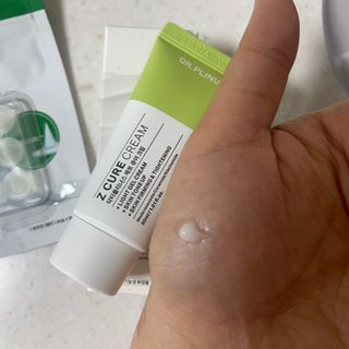닥터플리너스 제트 큐어 크림 30ml + 제로 트러블 패치 9EA — 4.5점을 준 리뷰어가 2022년 4월 올린 사용 사진