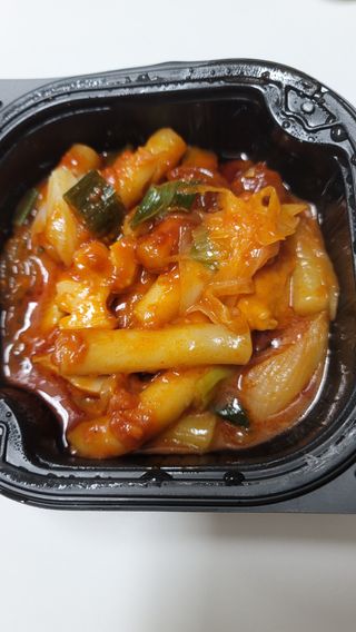 한성기업 무볼레 닭떡볶이+해물떡볶이 2종 세트 — 5점을 준 리뷰어가 2021년 10월 올린 사용 사진