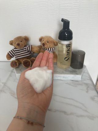헤어플러스 콴디 아침세안제 폼클렌징 퓨어 어니스티 모닝클렌저 — 5점을 준 리뷰어가 2021년 6월 올린 사용 사진