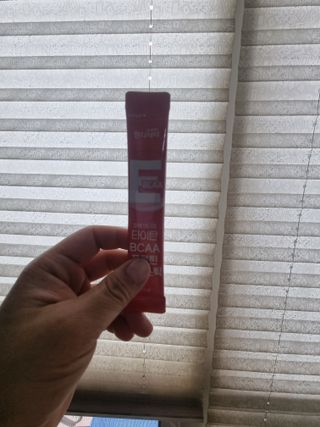 [인디닥터] 타이탄 BCAA 프로틴 젤리스틱 — 4점을 준 리뷰어가 2022년 6월 올린 사용 사진