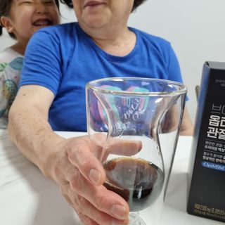 [브이푸드] 옵티MSM 관절케어 (70ml x30포) — 5점을 준 리뷰어가 2022년 6월 올린 사용 사진
