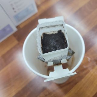 (주)쟈뎅 쟈뎅 클래스 핸드 드립 커피 10P 2종_디카페인 1종+랜덤 플레이버 1종 — 5점을 준 리뷰어가 2021년 4월 올린 사용 사진