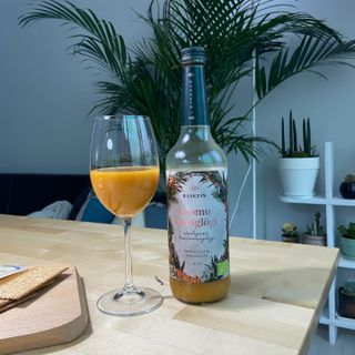 H365 [Kaskein Luomutyrniglögi] 핀란드 전통 무알콜 멀드와인 시벅톤 글로기 — 5점을 준 리뷰어가 2021년 4월 올린 사용 사진