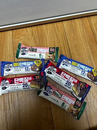 이지프로틴바 3종x각 2ea (고단백질바, 멀티단백질바, 식물성단백질바) — 5점을 준 리뷰어가 2024년 3월 올린 사용 사진