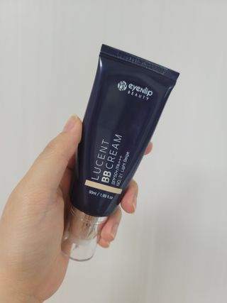 아이앤립 / EYENLIP 아이앤립 루센트 비비크림 2 Color — 2점을 준 리뷰어가 2021년 5월 올린 사용 사진