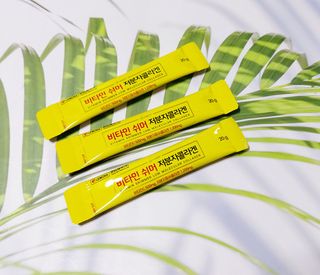 자연에온 경남제약 비타민 쉬머 저분자콜라겐 20g x 30포 — 5점을 준 리뷰어가 2021년 12월 올린 사용 사진