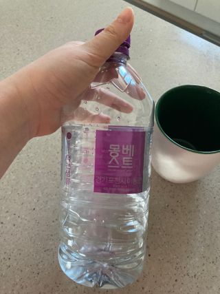 몽베스트 MONTBEST 1L 12입 — 5점을 준 리뷰어가 2022년 2월 올린 사용 사진